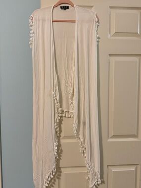 POL White Sleeveless Tassel Duster